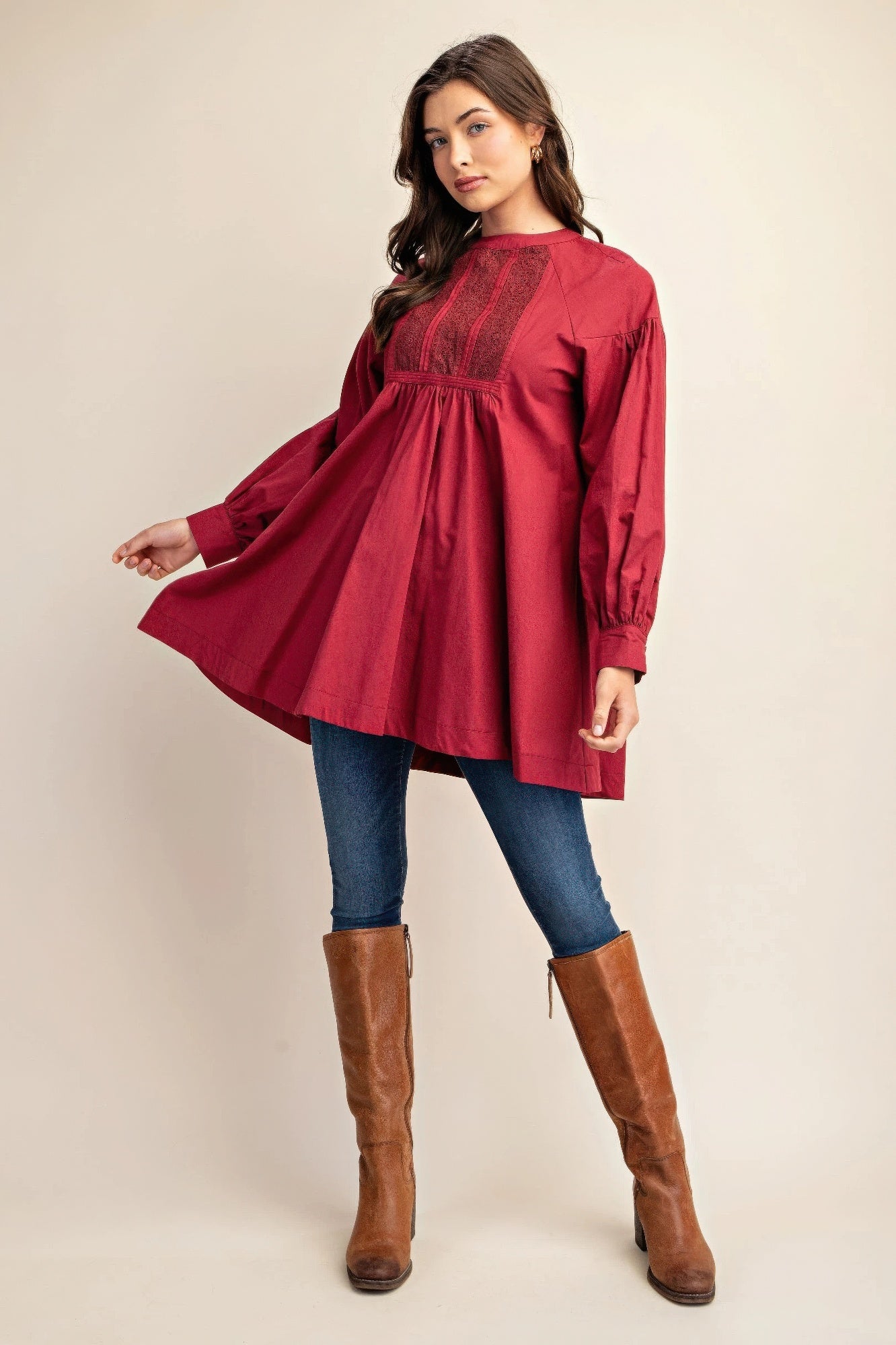 The Lacy is our long sleeve mini dress with a beautiful lace detail. Crafted from high-quality cotton, this elegant dress combines a classic design with contemporary comfort and a luxurious feel. Perfect for casual outings, evening events, or any occasion where you want to look stylish and feel comfortable. Fabric: Made from 100% cotton. Colour: plum.