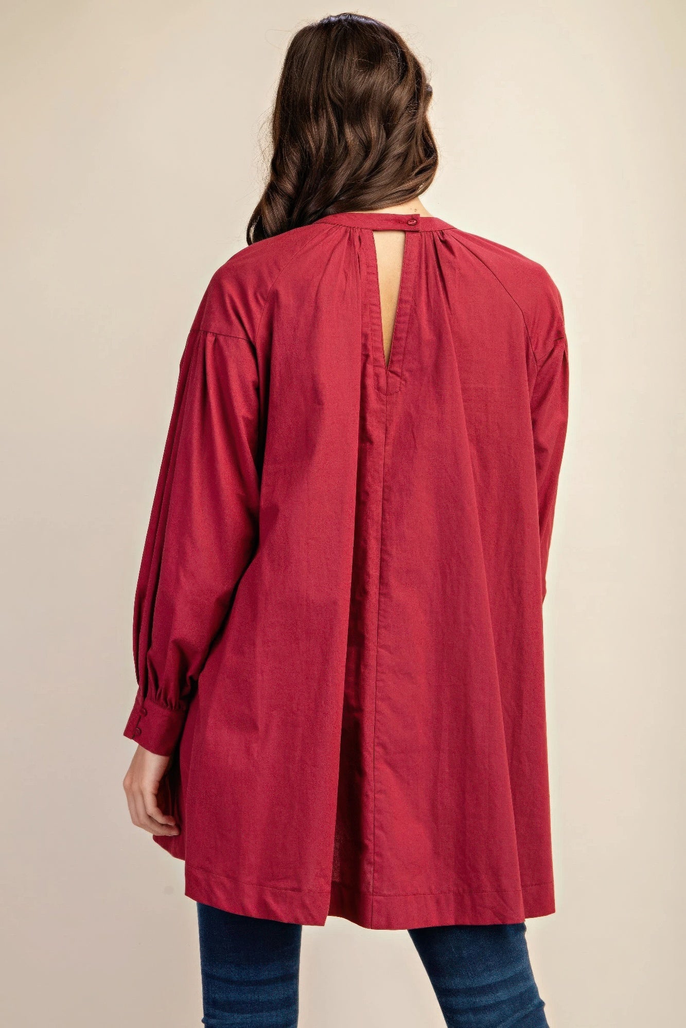 The Lacy is our long sleeve mini dress with a beautiful lace detail. Crafted from high-quality cotton, this elegant dress combines a classic design with contemporary comfort and a luxurious feel. Perfect for casual outings, evening events, or any occasion where you want to look stylish and feel comfortable. Fabric: Made from 100% cotton. Colour: plum.