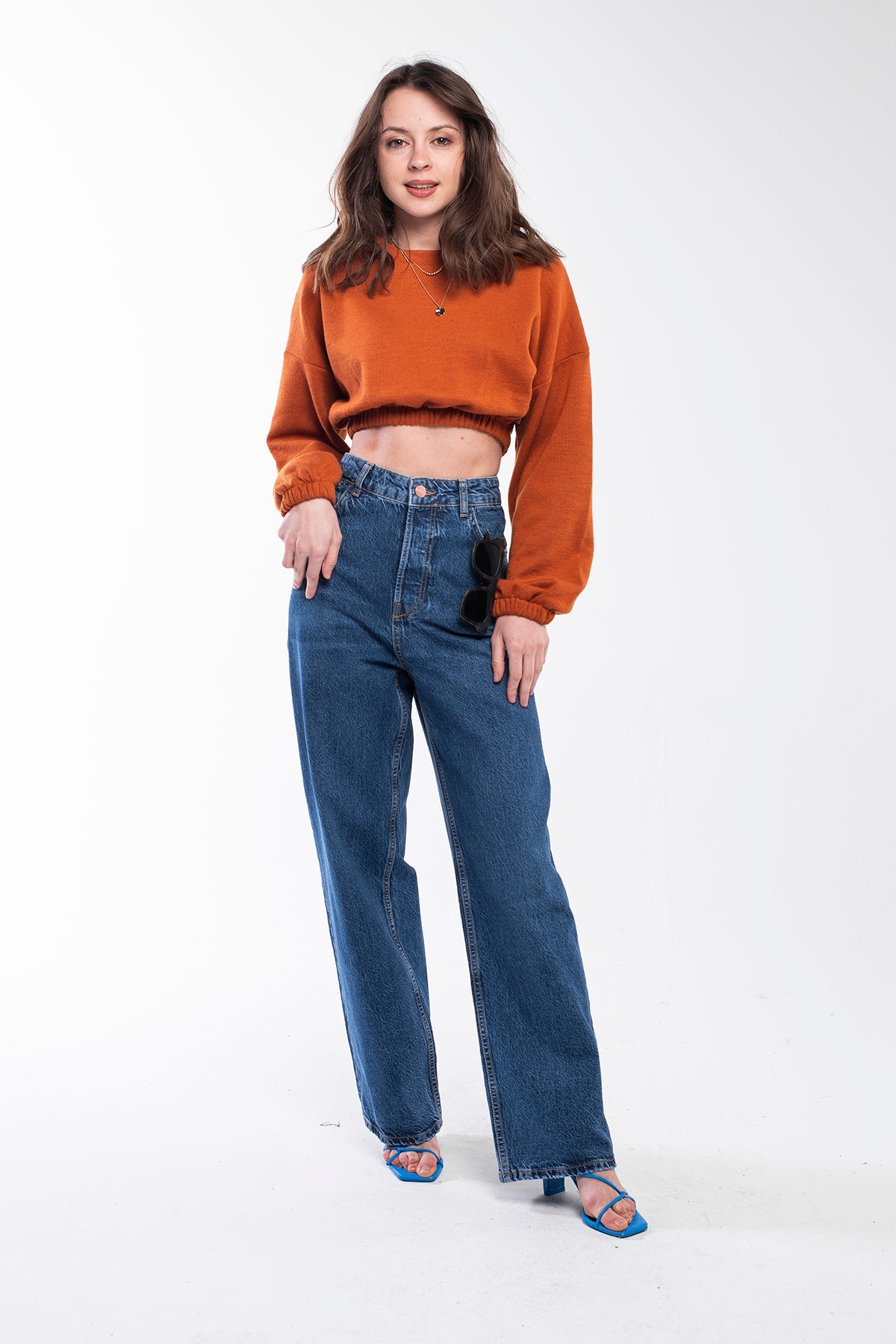 The ChicCrop sweatshirt is a great combination of comfortable and street-ready, cropped and oversized. This product is manufactured from surplus fabrics with minimum environmental impact where child labour is strictly prohibited and regular employment policies are applied. Colour: Tiger Orange.