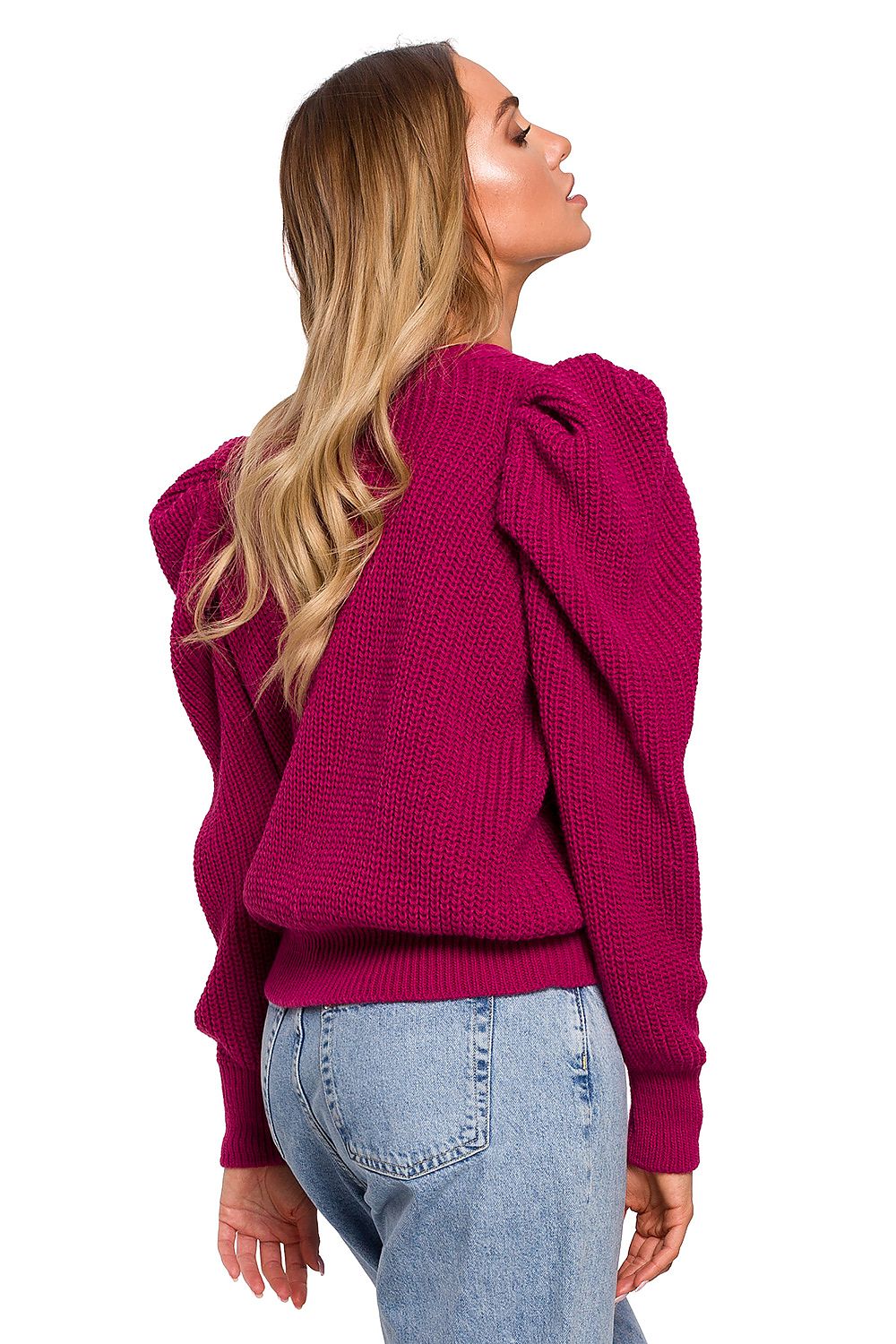 Short pink buttoned cardigan with interesting wide pockets. Perfect with trousers and skirts.