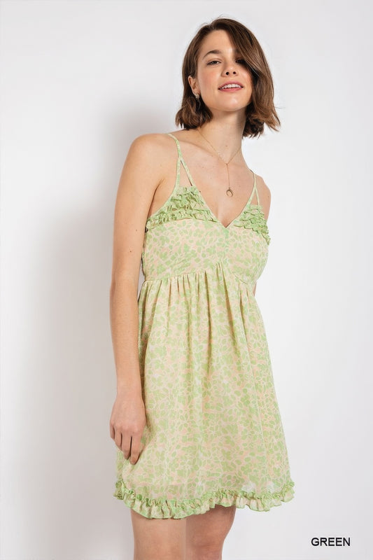 The Lydia is a floral print green dress with skirt lining. It is crafted from 100% Polyester, ensuring comfort throughout the day. The V-Neck design and skirt lining offer a flattering silhouette, making it a versatile addition to your wardrobe. Effortlessly transition from day to night, as this dress is perfect for various occasions.