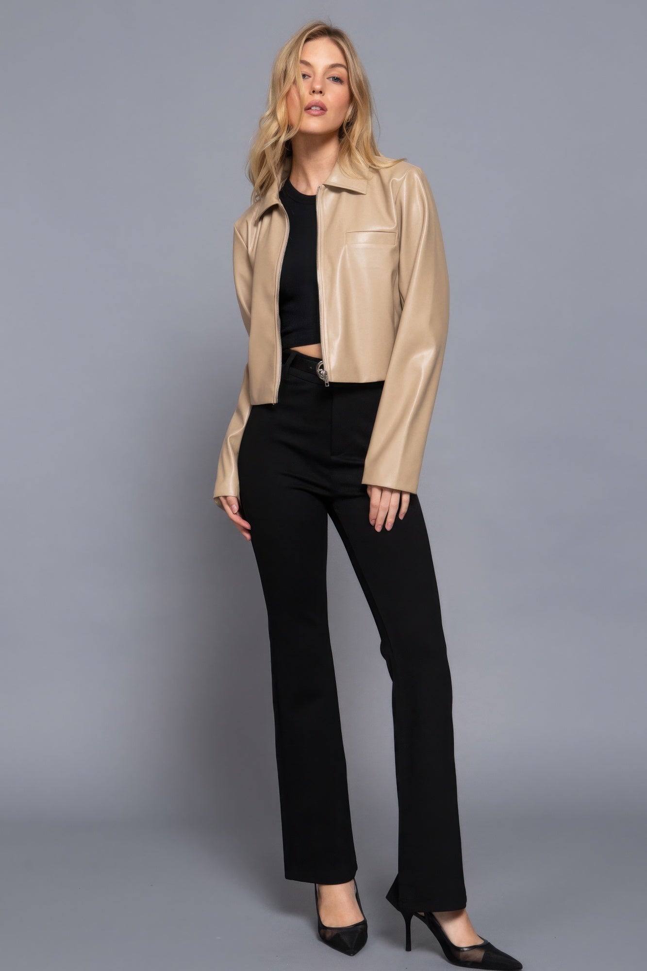 The Paris is a faux leather jacket that combines modern style with classic elements. It's a chic, sophisticated and versatile piece. Perfect for casual outings, office wear or a night out. Made of 100% Polyurethane; faux leather. Colour: Beige.