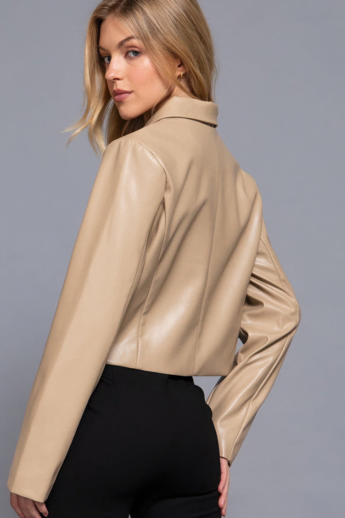 The Paris is a faux leather jacket that combines modern style with classic elements. It's a chic, sophisticated and versatile piece. Perfect for casual outings, office wear or a night out. Made of 100% Polyurethane; faux leather. Colour: Beige.