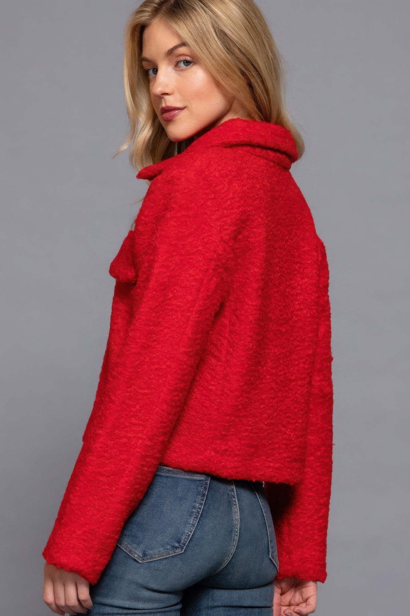 The Elsa is our long sleeve teddy fleece jacket that’s perfect for chilly days. Our jacket is designed for comfort, making it a go-to piece for everyday wear. Ideal for layering over tees or sweaters. Fabric: 100% polyester. Colour: red.