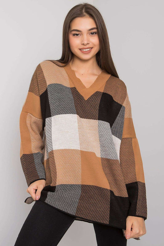 Camel loose-fitting patterned sweater with long sleeves.